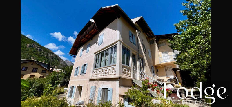 Vente maison 26 pièces 400 m² à Pelvoux 05340