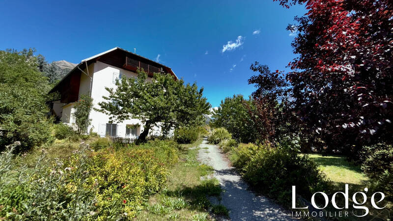 Vente maison 26 pièces 400 m² à Pelvoux 05340