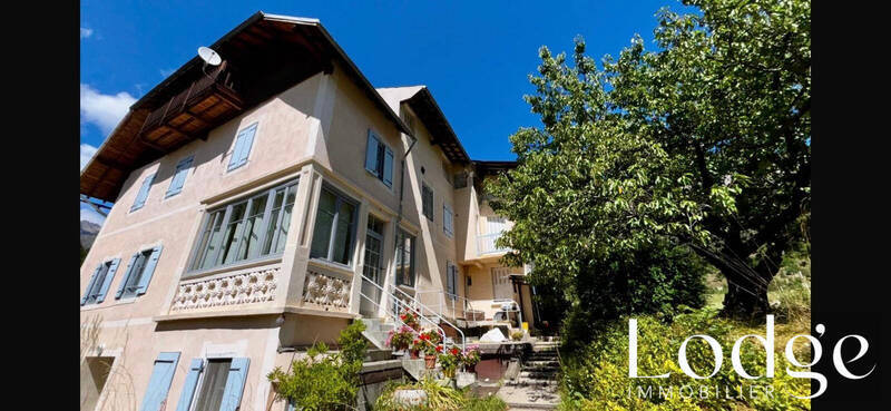 Vente maison 26 pièces 400 m² à Pelvoux 05340