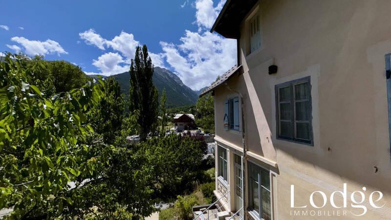 Vente maison 26 pièces 400 m² à Pelvoux 05340