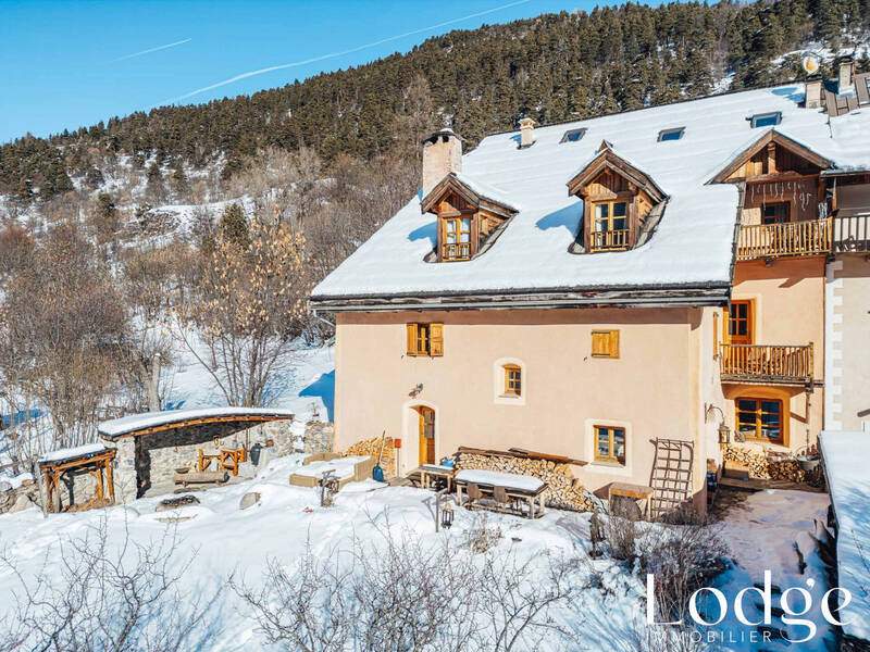 Vente maison 12 pièces 440 m² à La Salle-les-Alpes 05240
