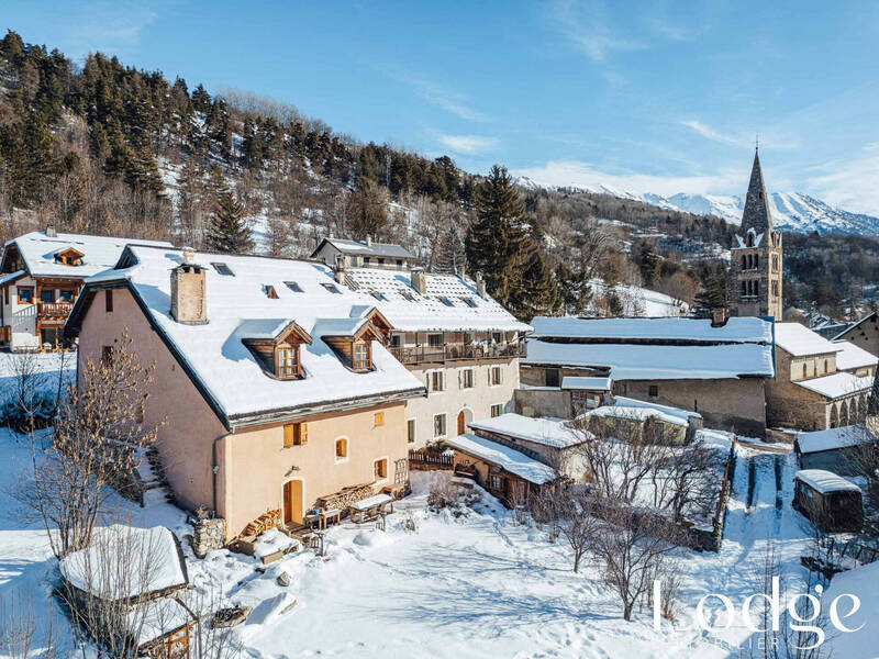 Vente maison 12 pièces 440 m² à La Salle-les-Alpes 05240