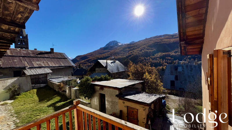 Vente maison 12 pièces 440 m² à La Salle-les-Alpes 05240
