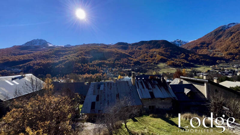 Vente maison 12 pièces 440 m² à La Salle-les-Alpes 05240