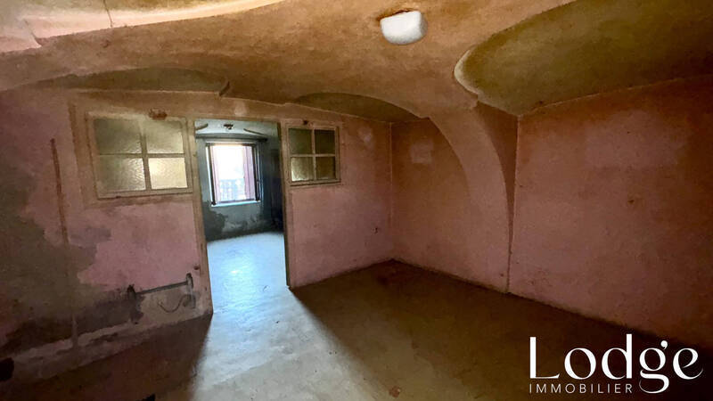 Vente maison 10 pièces 350 m² à L' Argentière-la-Bessée 05120