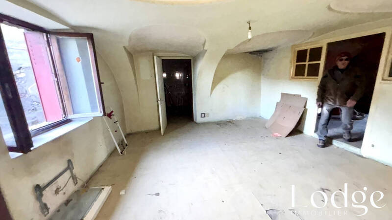 Vente maison 10 pièces 350 m² à L' Argentière-la-Bessée 05120