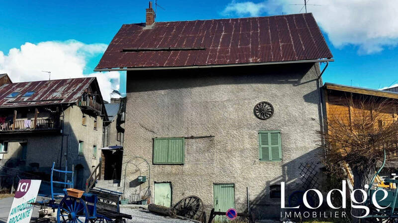 Vente maison 7 pièces 350 m² à Briançon 05100