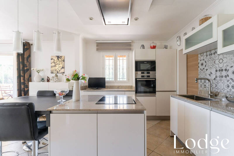 Vente maison 6 pièces 158.58 m² à Peypin 13124