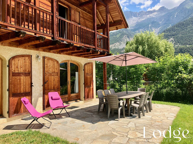 Vente maison 8 pièces 175 m² à Pelvoux 05340