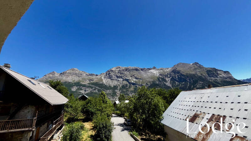 Vente maison 12 pièces 400 m² à Pelvoux 05340