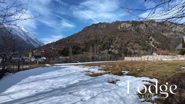 Vente terrain 614 m² à Pelvoux 05340