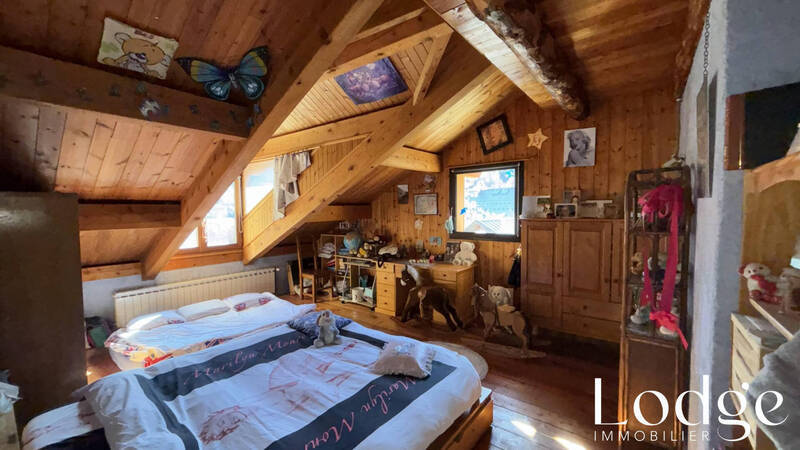 Vente maison 8 pièces 320 m² à Val-des-Prés 05100