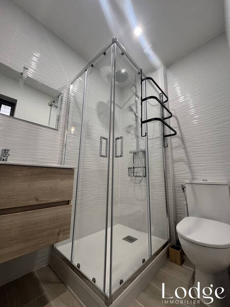 Vente appartement 3 pièces 46 m² à Aix-en-Provence 13100