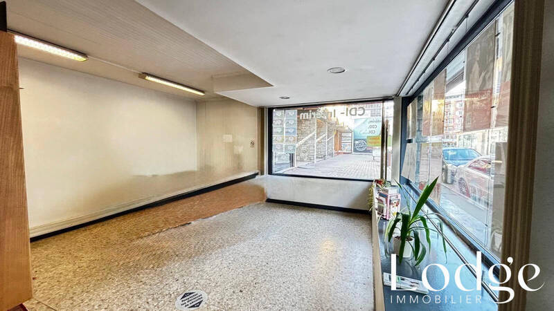 Vente local 61 m² à Briançon 05100 149 000 €