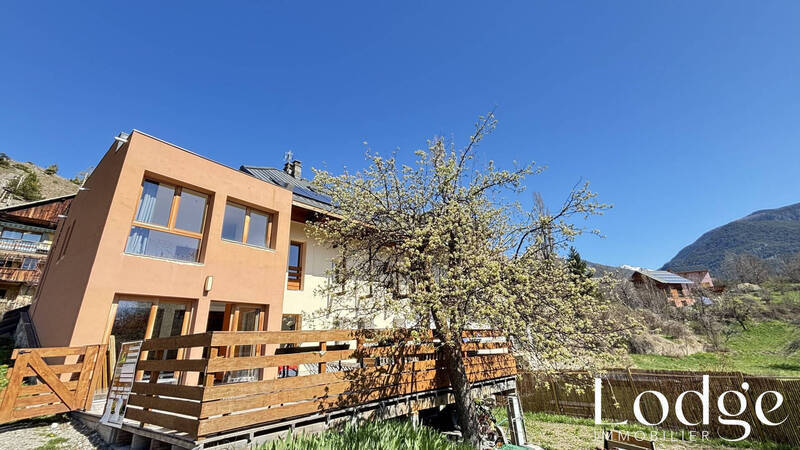 Vente maison 6 pièces 206 m² à Freissinières 05310