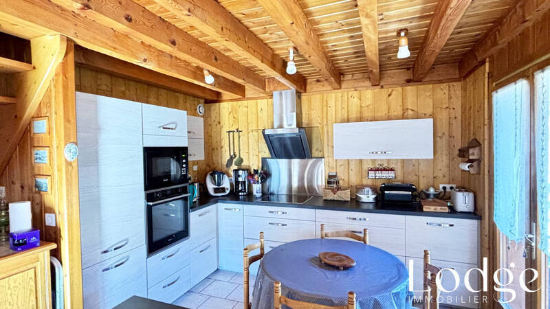 Vente maison 6 pièces 140 m² à Les Vigneaux 05120