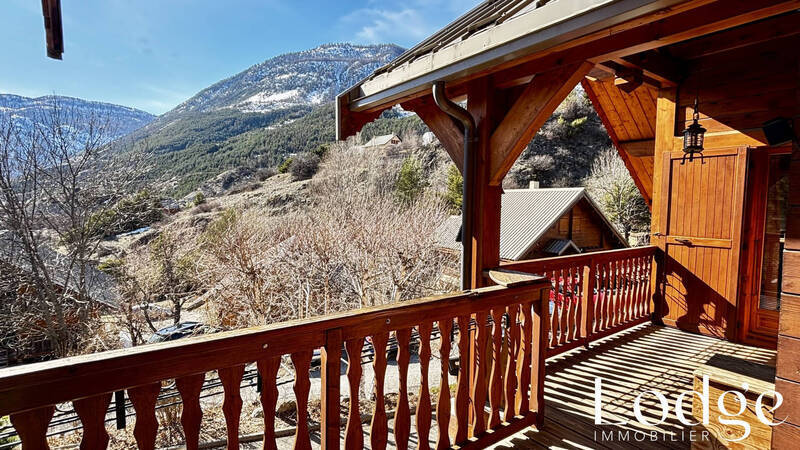 Vente maison 6 pièces 140 m² à Les Vigneaux 05120