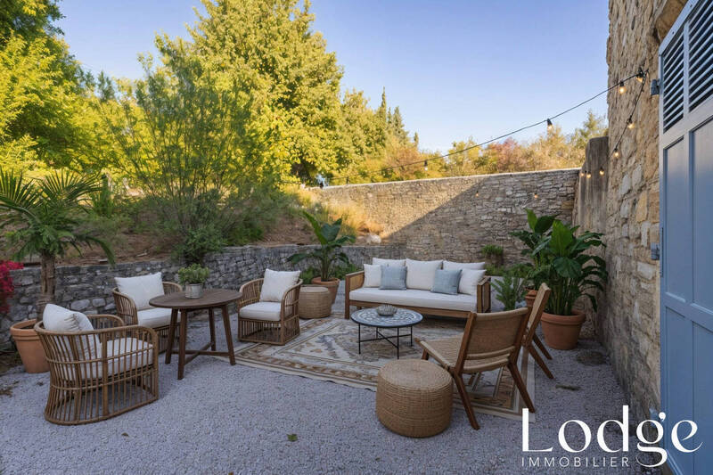 Vente maison 8 pièces 250 m² à Aix-en-Provence 13100