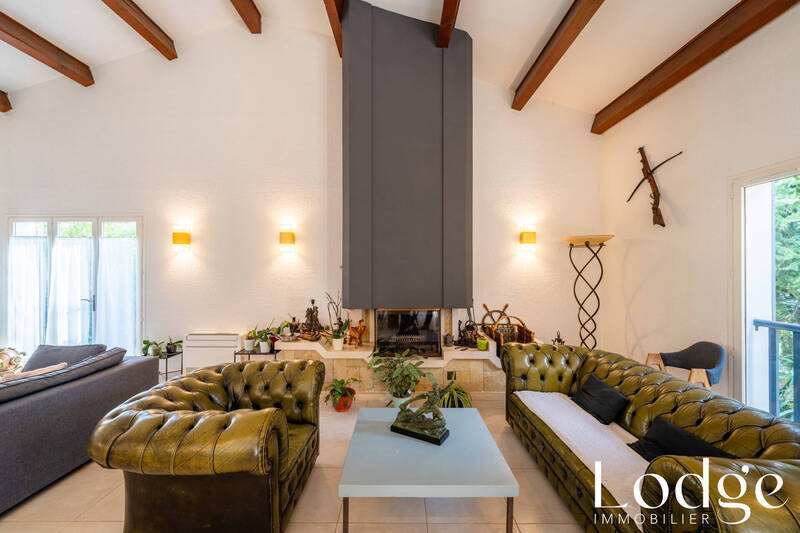 Vente maison 6 pièces 180 m² à Auriol 13390