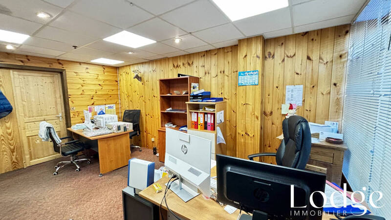 Vente immeuble 85 m² à Puy-Saint-Vincent 05290