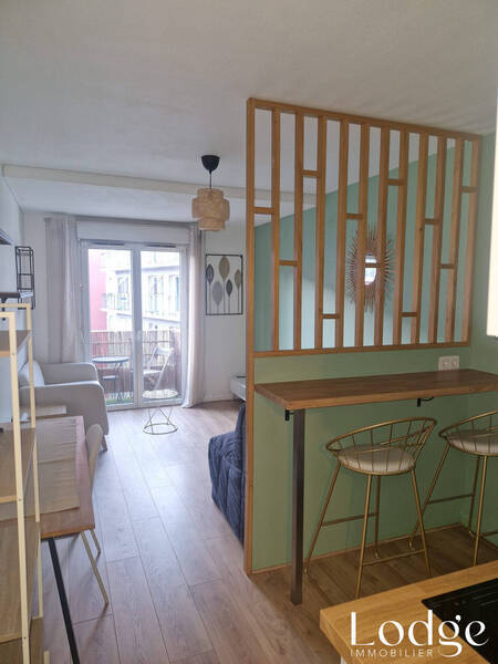 Location appartement 1 pièce 23.16 m² à Aix-en-Provence 13100 - 750 €