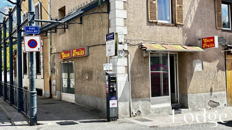 Location local 35 m² à Briançon 05100 35 000 €