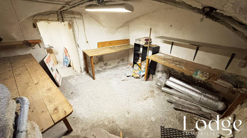 Location local 35 m² à Briançon 05100 35 000 €