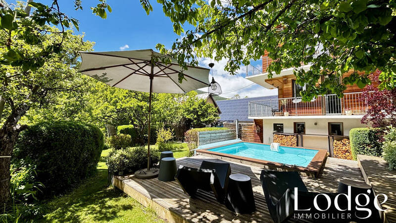 Vente maison 8 pièces 160 m² à Briançon 05100