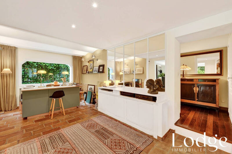 Vente maison 7 pièces 166.29 m² à Aix-en-Provence 13100