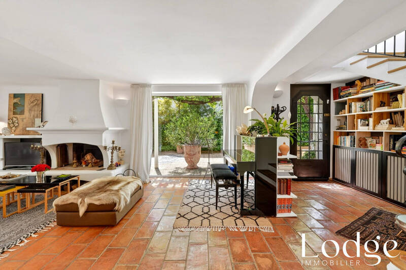 Vente maison 7 pièces 166.29 m² à Aix-en-Provence 13100