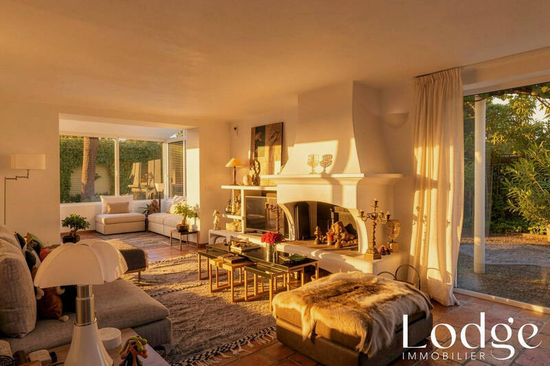 Vente maison 7 pièces 166.29 m² à Aix-en-Provence 13100