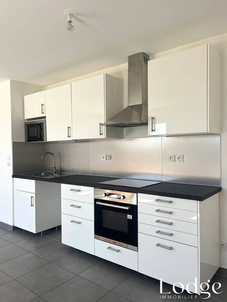 Vente appartement 3 pièces 66.09 m² à Châteauneuf-le-Rouge 13790