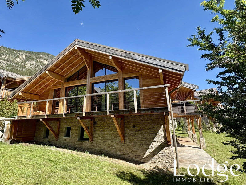 Vente maison 6 pièces 256 m² à Briançon 05100
