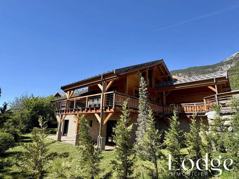 Vente maison 6 pièces 256 m² à Briançon 05100