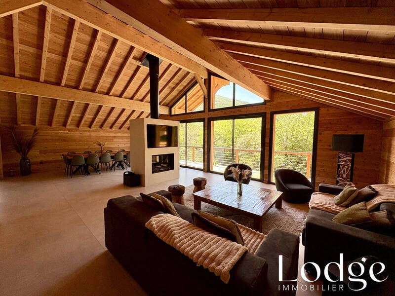 Vente maison 6 pièces 256 m² à Briançon 05100