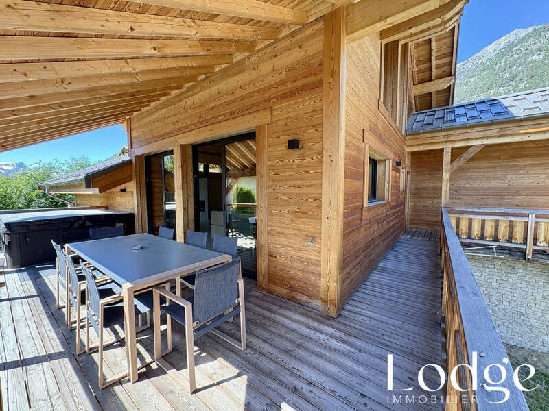 Vente maison 6 pièces 256 m² à Briançon 05100