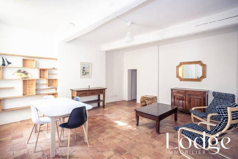 Location appartement 3 pièces 73 m² à Aix-en-Provence 13100 - 1 390 €