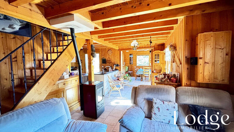 Vente maison 6 pièces 140 m² à Les Vigneaux 05120