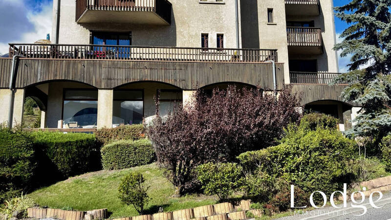 Vente immeuble 262 m² à Embrun 05200