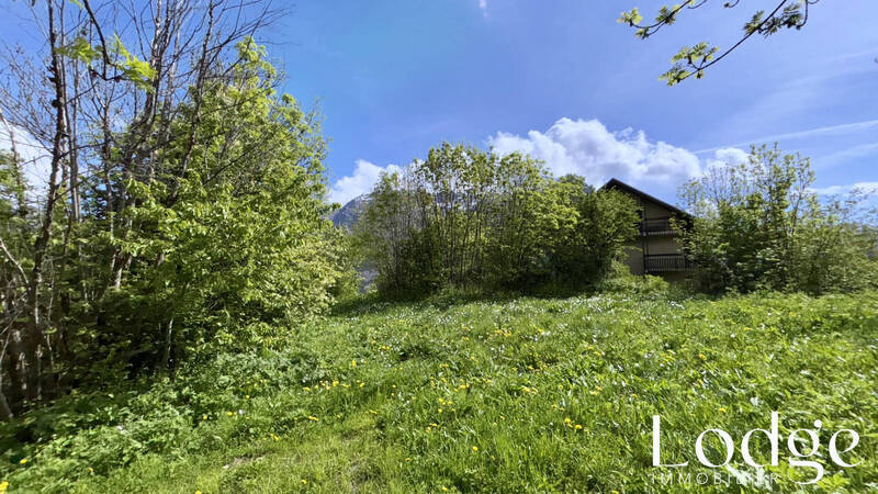 Vente terrain 1352 m² à Puy-Saint-Vincent 05290