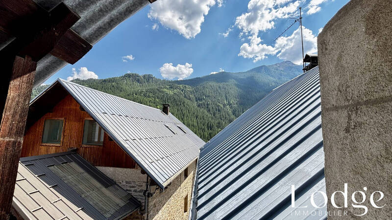 Vente maison 4 pièces 200 m² à Pelvoux 05340