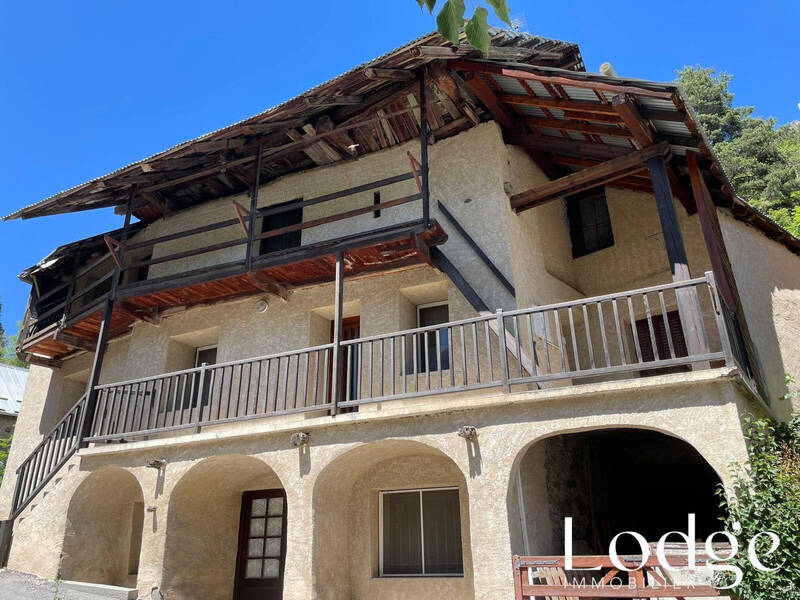 Bien vendu maison 5 pièces 100 m² à Pelvoux 05340