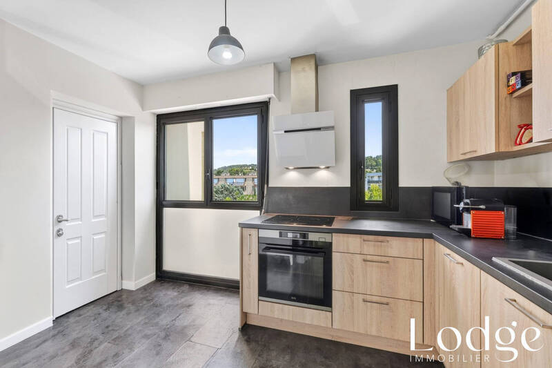 Vente appartement 5 pièces 85.75 m² à Aix-en-Provence 13100