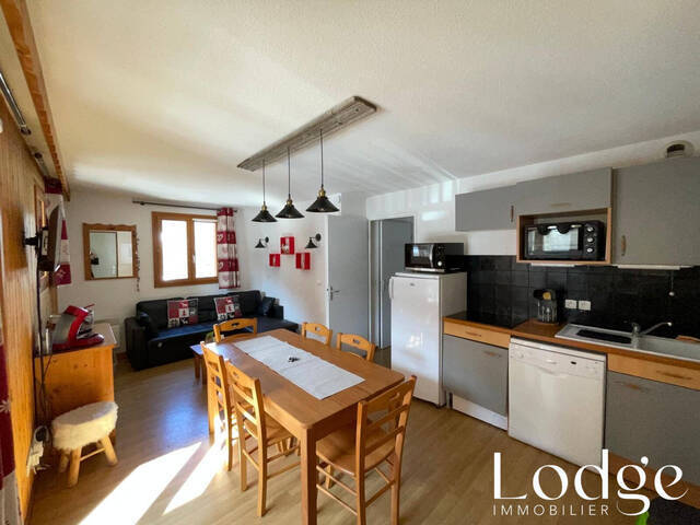 Vendu Appartement 4 pièces 44 m² Molines-en-Queyras 05350