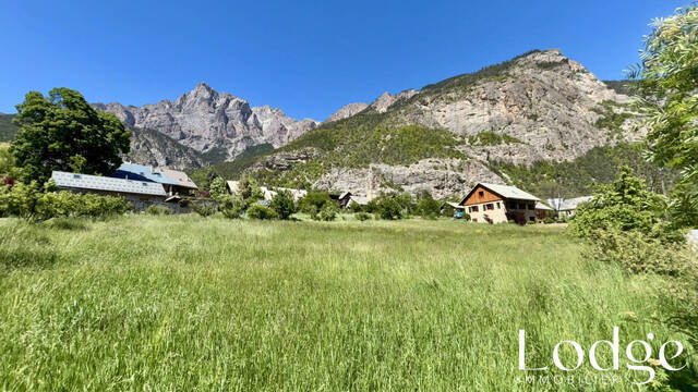 Vente Terrain 2727 m² Pelvoux 05340