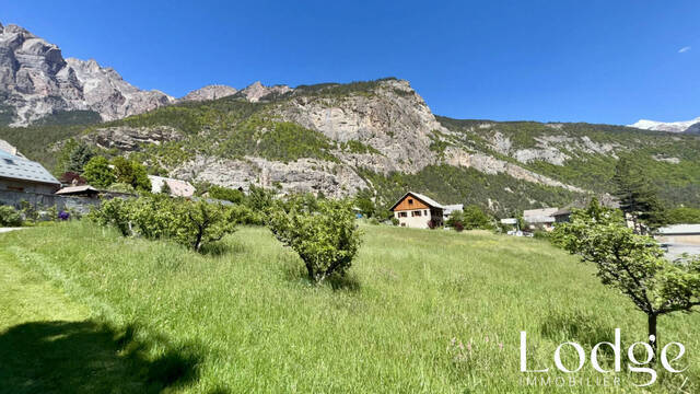 Vente Terrain 2727 m² Pelvoux 05340