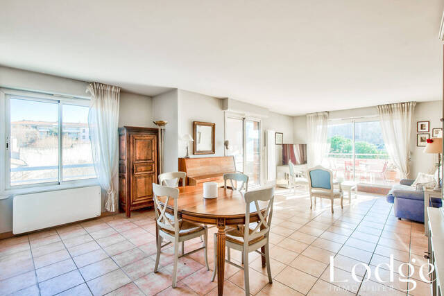Vente Appartement 4 pièces 101 m² Aix-en-Provence 13100