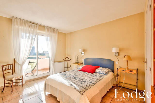 Vente Appartement 4 pièces 101 m² Aix-en-Provence 13100