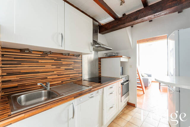 Vendu Appartement 4 pièces 59.83 m² Aix-en-Provence 13100