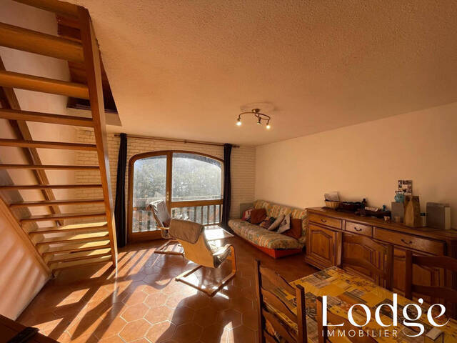 Vendu Appartement 3 pièces 50 m² Aiguilles 05470